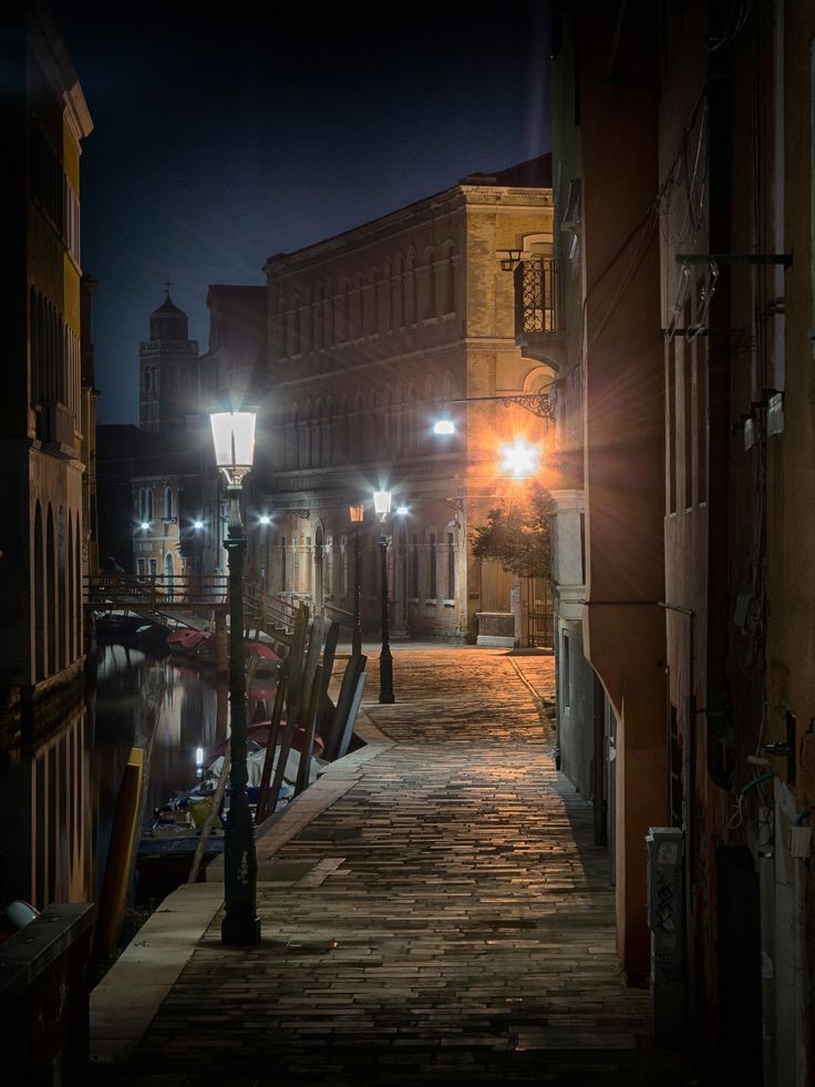 mysterious venice